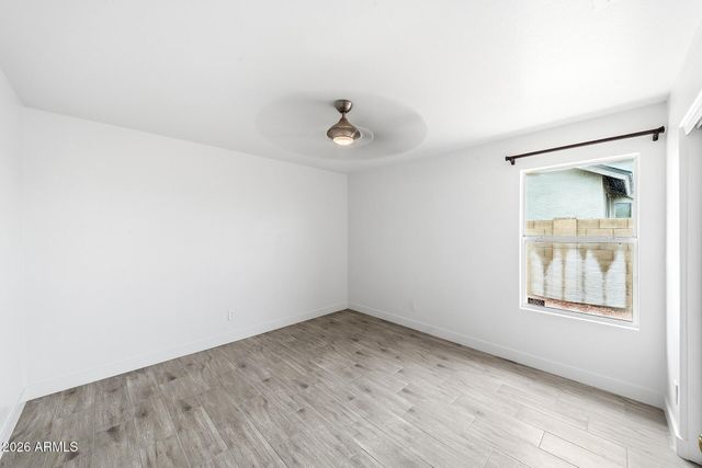 5440 N 80th Lane, Glendale, AZ 85303