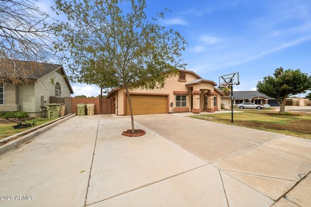 5440 N 80th Lane, Glendale, AZ 85303