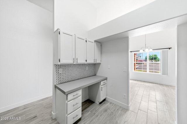 5440 N 80th Lane, Glendale, AZ 85303