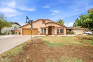 5440 N 80th Lane, Glendale, AZ 85303