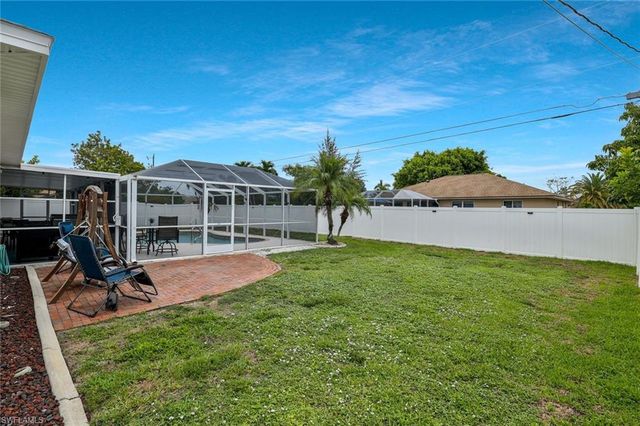 317 18th TER, Cape Coral, FL 33990