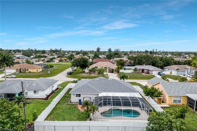 317 18th TER, Cape Coral, FL 33990