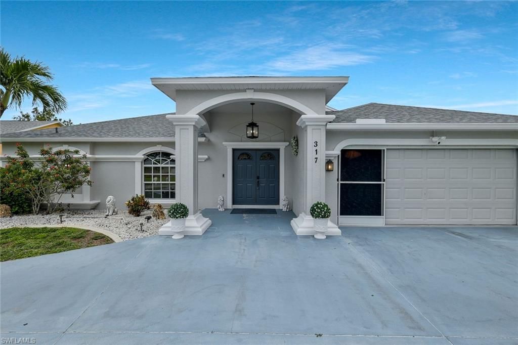 317 18th TER, Cape Coral, FL 33990