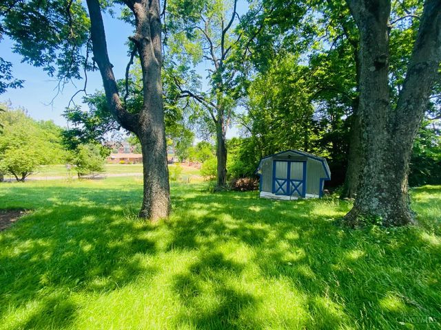 252 Pedretti Avenue, Delhi Twp, OH 45238