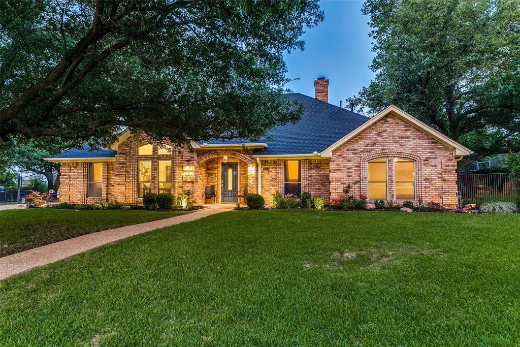 3501 Pembrooke Parkway S, Colleyville, TX 76034