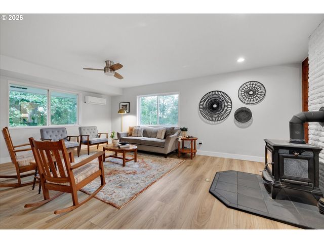 9917 S CARRIAGE Ln, Canby, OR 97013