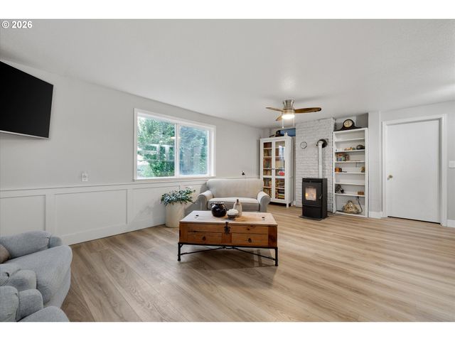 9917 S CARRIAGE Ln, Canby, OR 97013