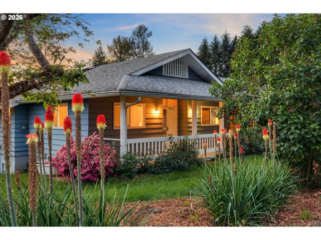 9917 S CARRIAGE Ln, Canby, OR 97013