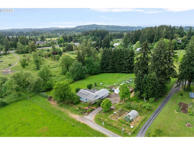 9917 S CARRIAGE Ln, Canby, OR 97013