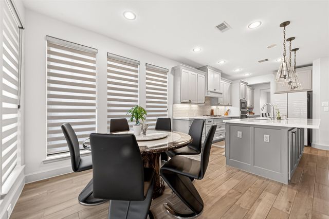 2506 Falling Fig Ln, Richmond, TX 77406