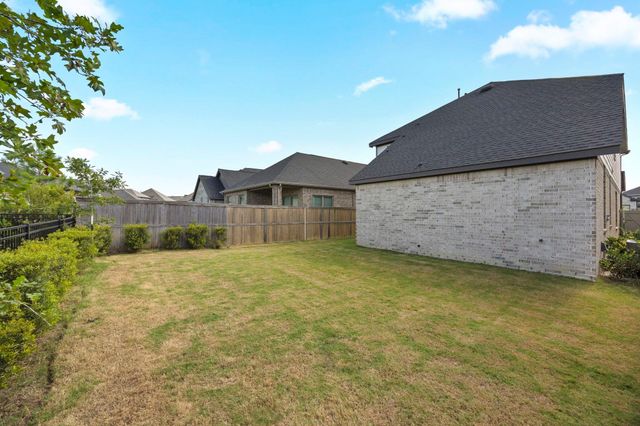 17786 Tree Of Heaven, Conroe, TX 77385