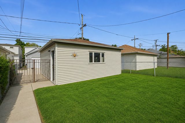 4128 N Ottawa Avenue, Norridge, IL 60706