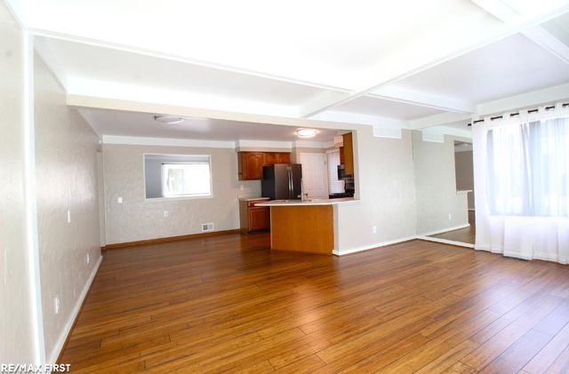 15158 Congress Drive, Sterling Heights, MI 48313
