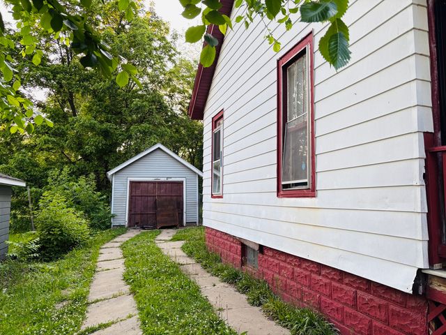 325 Webster Avenue, Rockford, IL 61102