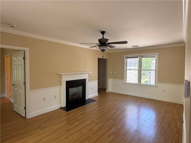 70 Turner Street E-8, Warwick, RI 02886