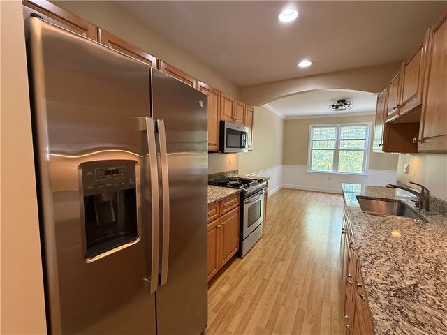 70 Turner Street E-8, Warwick, RI 02886