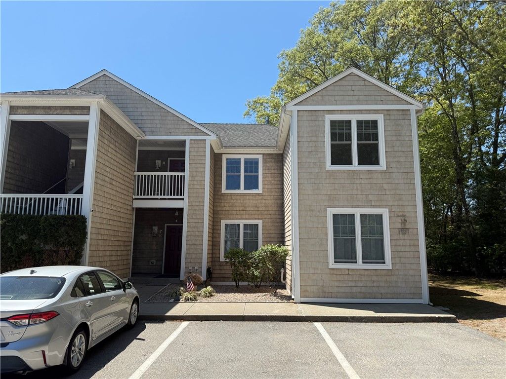 70 Turner Street E-8, Warwick, RI 02886