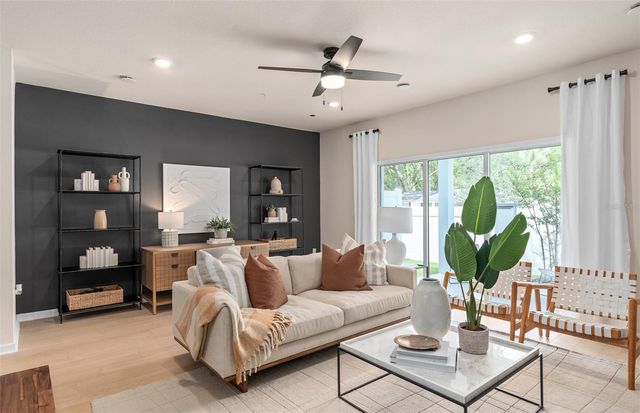 462 MAGNOLIA CHASE COURT, Oviedo, FL 32765