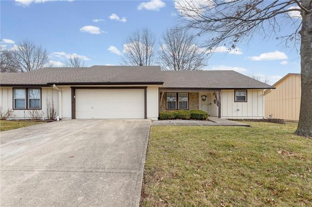 18795 Sunrise Drive, Belton, MO 64012