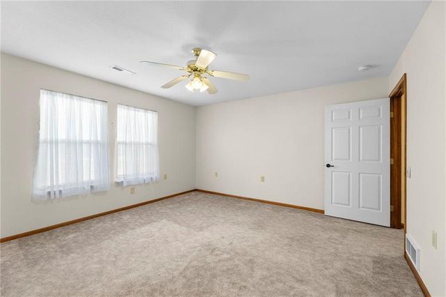 18795 Sunrise Drive, Belton, MO 64012