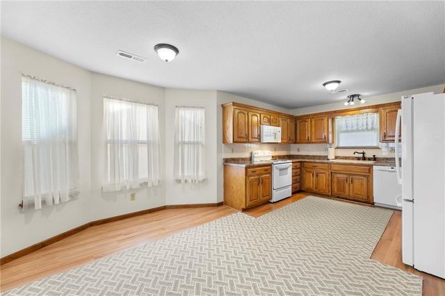 18795 Sunrise Drive, Belton, MO 64012