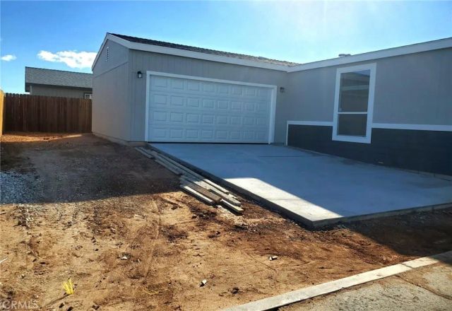 21621 Sandia 150, Apple Valley, CA 92308