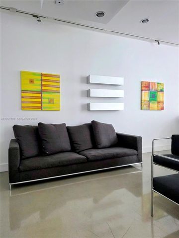 234 NE 3rd St UPH09, Miami, FL 33132