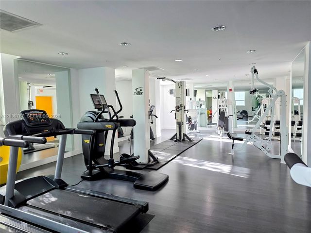 234 NE 3rd St UPH09, Miami, FL 33132