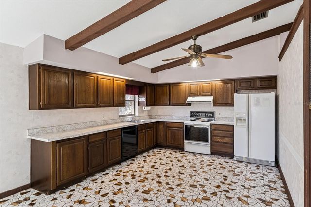 6905 GREEN SWAMP ROAD, Clermont, FL 34714