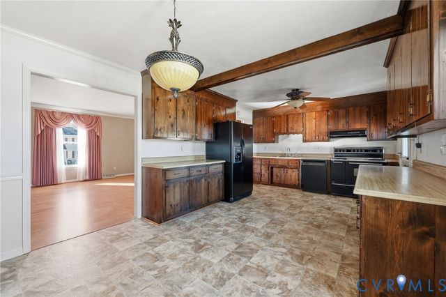 4909 Woodstream Dr, North Dinwiddie, VA 23803