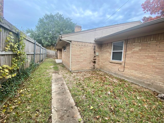 7406 Walling Lane, Dallas, TX 75231