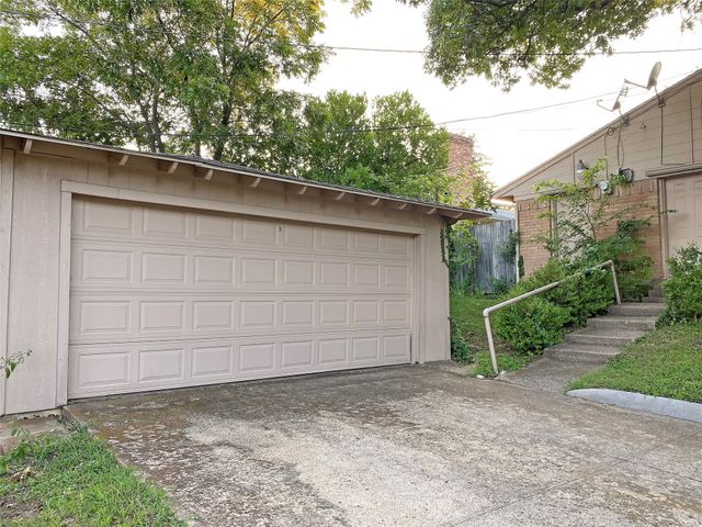 7406 Walling Lane, Dallas, TX 75231