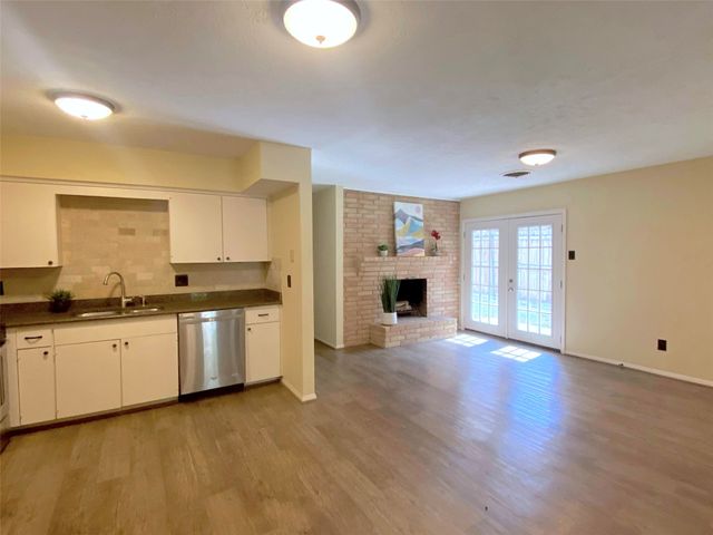 7406 Walling Lane, Dallas, TX 75231