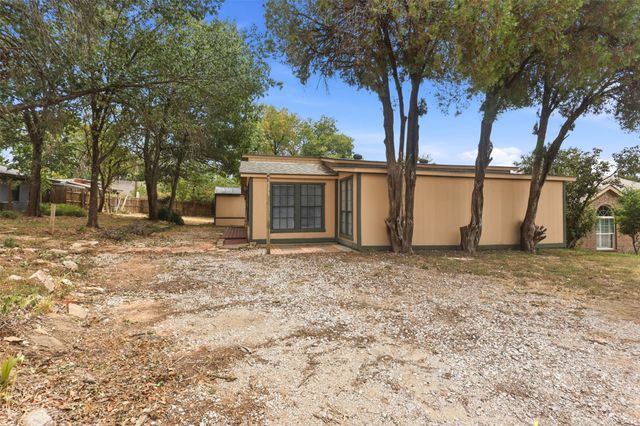 7513 Foster Drive, Lake Worth, TX 76135