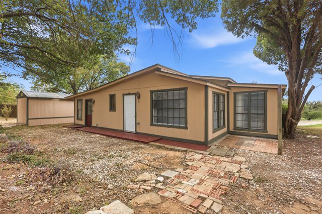 7513 Foster Drive, Lake Worth, TX 76135