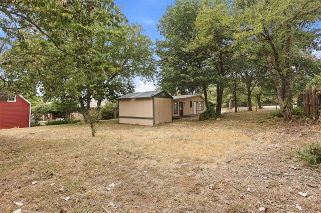 7513 Foster Drive, Lake Worth, TX 76135