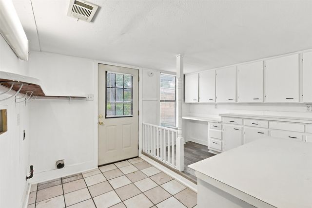 7513 Foster Drive, Lake Worth, TX 76135