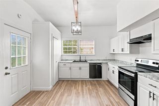 7513 Foster Drive, Lake Worth, TX 76135