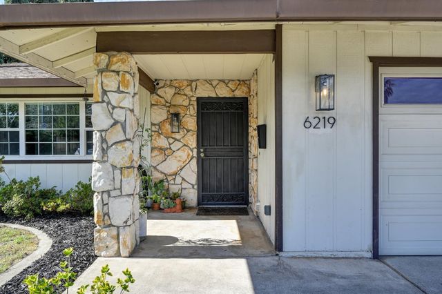 6219 Trajan Dr, Orangevale, CA 95662