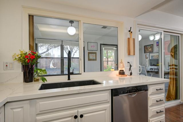 6219 Trajan Dr, Orangevale, CA 95662