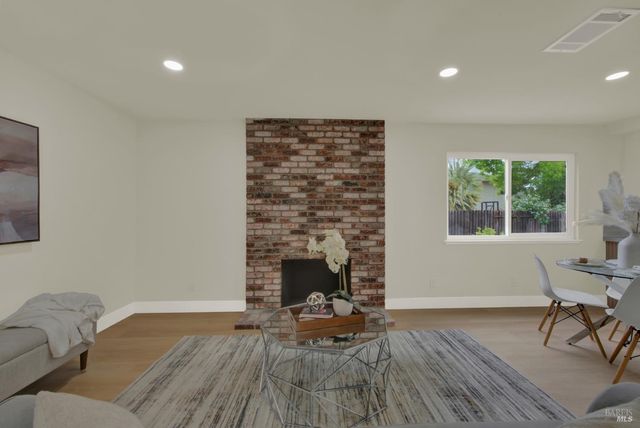 413 Violet Ct, Fairfield, CA 94533