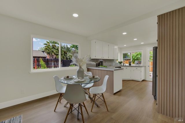 413 Violet Ct, Fairfield, CA 94533