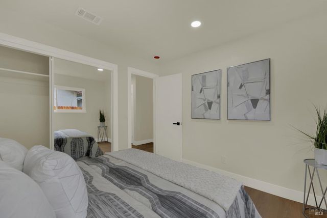 413 Violet Ct, Fairfield, CA 94533