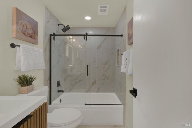 413 Violet Ct, Fairfield, CA 94533