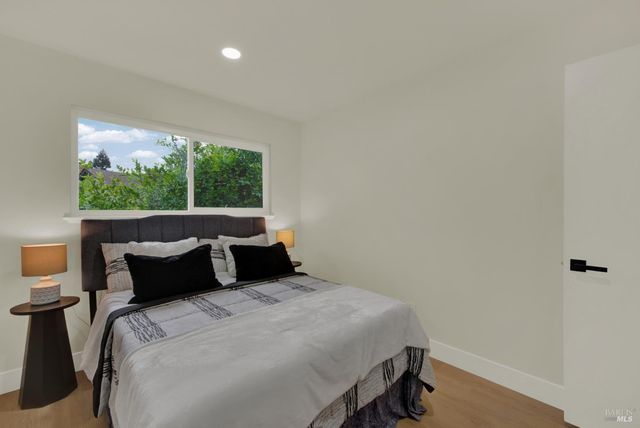 413 Violet Ct, Fairfield, CA 94533