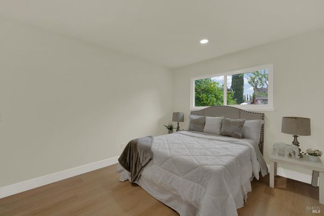 413 Violet Ct, Fairfield, CA 94533