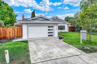 413 Violet Ct, Fairfield, CA 94533