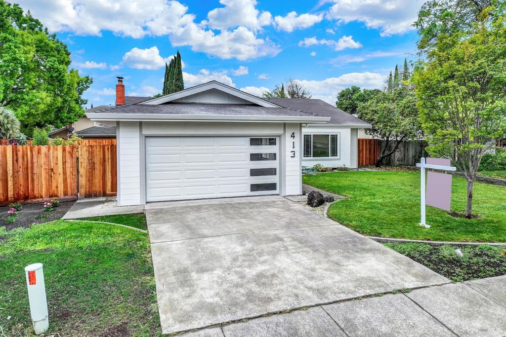 413 Violet Ct, Fairfield, CA 94533
