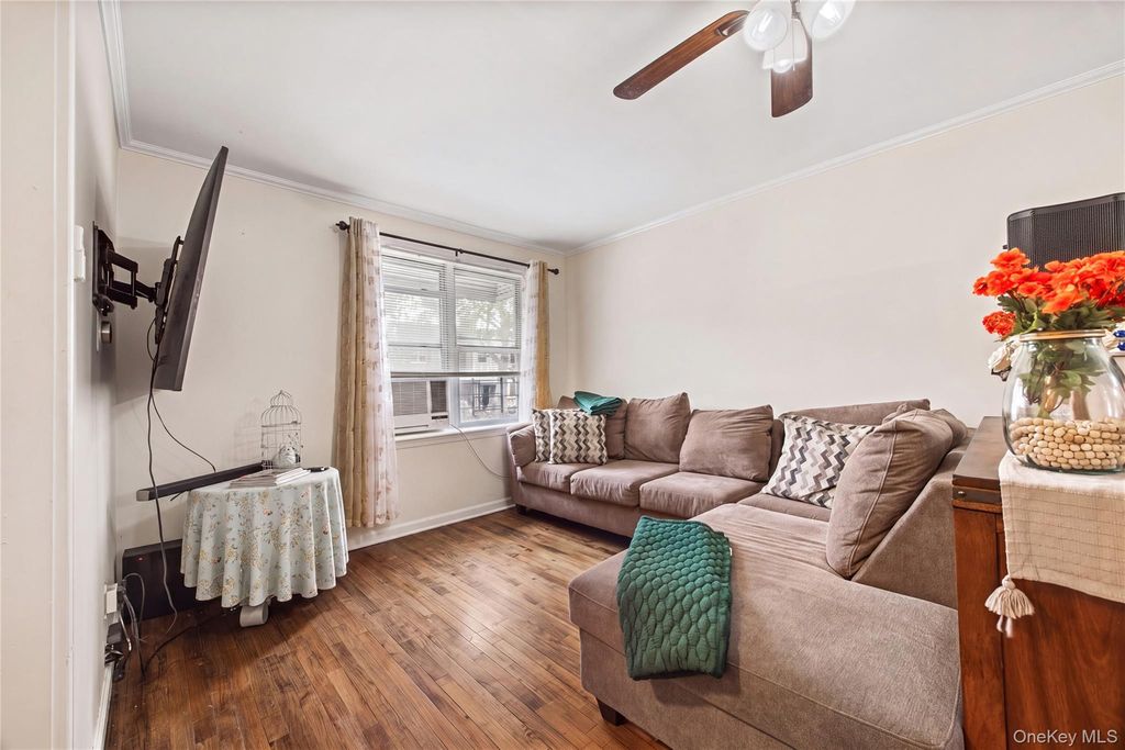 3243 Corsa Avenue, Bronx, NY 10469 — photo 3