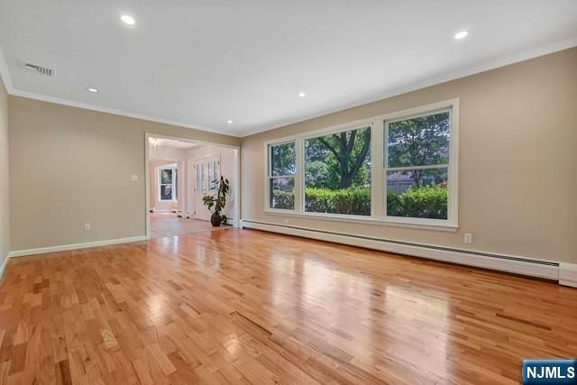 5 Skie Drive, Paramus, NJ 07652